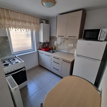 2 La Curte Cu Foisor Констанца